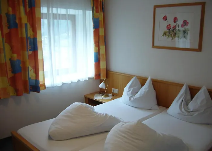 Gaestehaus Post Гостевой дом Прегратен